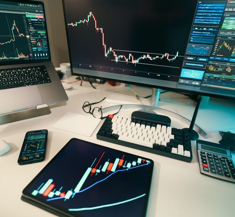 Best Forex Trading Strategies for Beginners in 2026: 7 Proven Approaches to Start Profitably — Photo by Jakub Żerdzicki on Unsplash